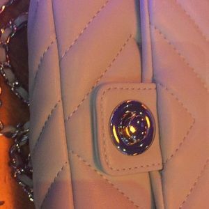 Meet your Posher, Angie